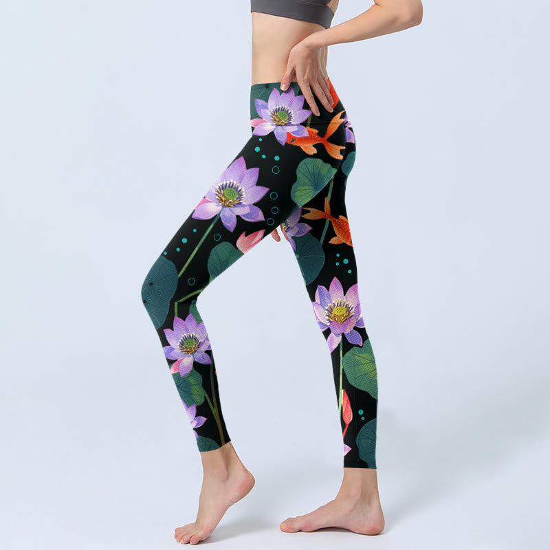 Leggings da palestra con stampa di Buddha Stones, fiori di loto viola chiaro, foglie di loto e motivo a pesce koi, pantaloni da yoga da donna - image 3