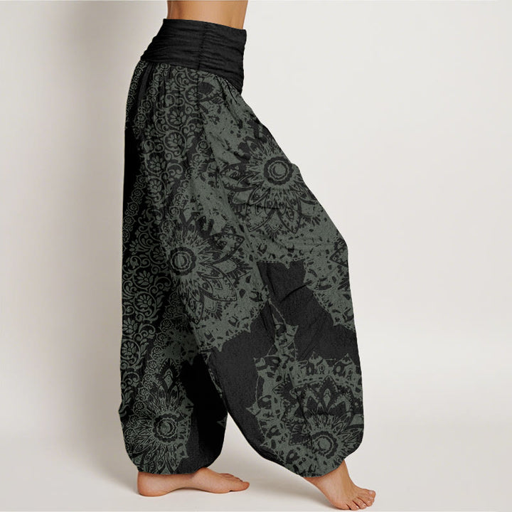 Pantaloni harem da donna con elastico in vita, in puro cotone con motivo mandala e fiori paralleli, motivo Buddha Stones