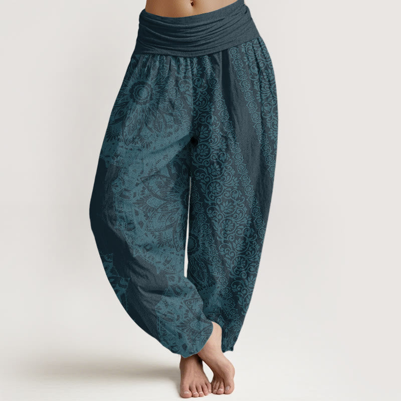 Pantaloni harem da donna con elastico in vita, in puro cotone con motivo mandala e fiori paralleli, motivo Buddha Stones