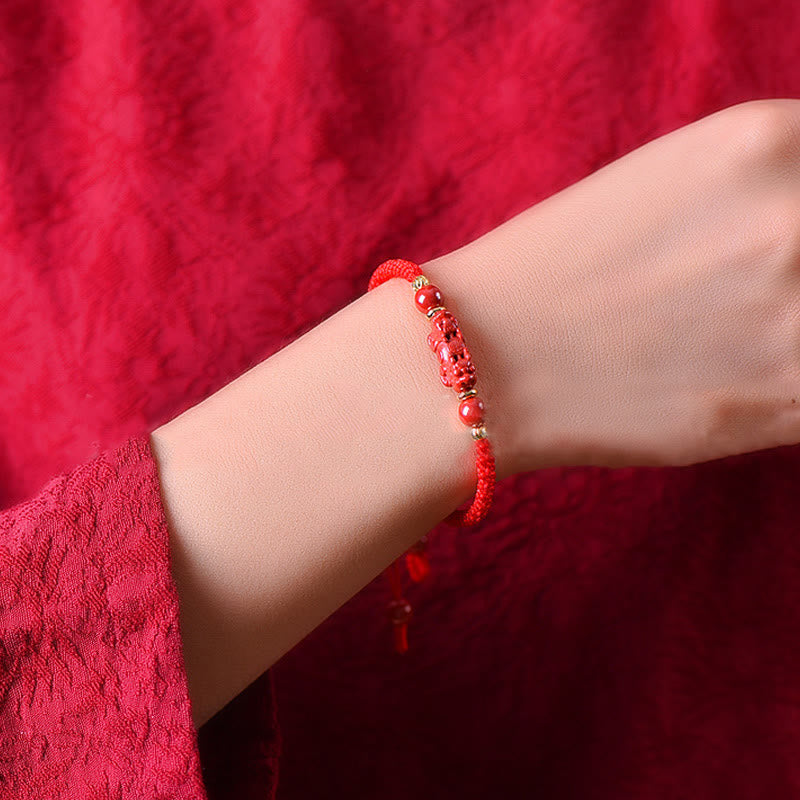 Bracciale intrecciato con Buddha Stones, Pixiu, cinabro, bastoncino Ruyi, ricchezza e fortuna