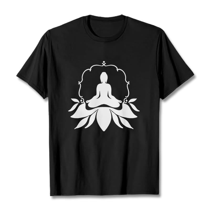 Maglietta Buddha Stones, Buddha in meditazione seduto sull'erba - Nero - 2XL - image 0