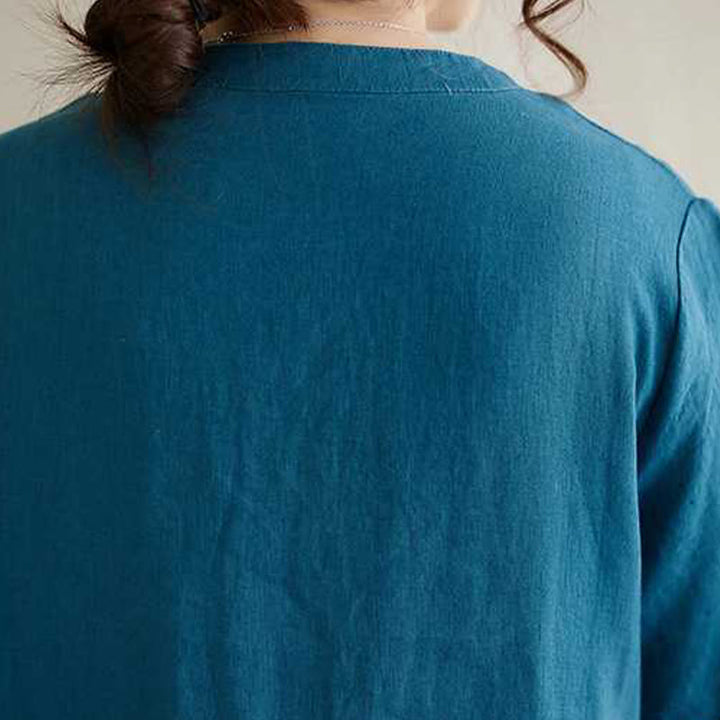 Abito midi in lino con maniche corte, colletto rialzato, bottoni e Buddha Stones - image 20