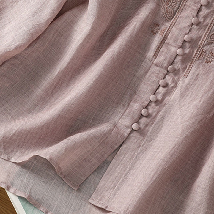 Camicia da donna con scollo a V, manica corta, monopetto, in poliestere, con bottoni e ricamo casual Buddha Stones - image 17