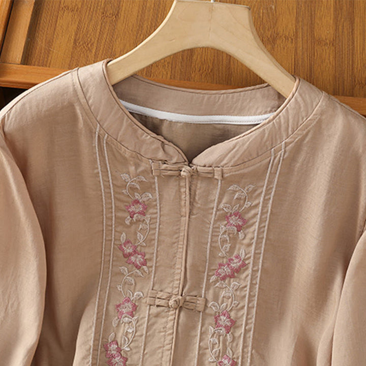 Camicia da donna in cotone e poliestere con colletto alto, manica corta, con bottoni a rana e ricamo Buddha Stones - image 3