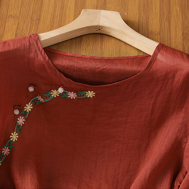 Maglietta girocollo da donna in cotone e poliestere con maniche corte e ricamo casual di Buddha Stones e fiori - image 2