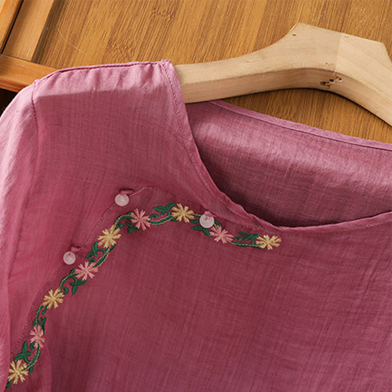 Maglietta girocollo da donna in cotone e poliestere con maniche corte e ricamo casual di Buddha Stones e fiori - image 11