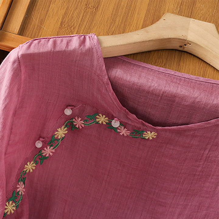 Maglietta girocollo da donna in cotone e poliestere con maniche corte e ricamo casual di Buddha Stones e fiori - image 11