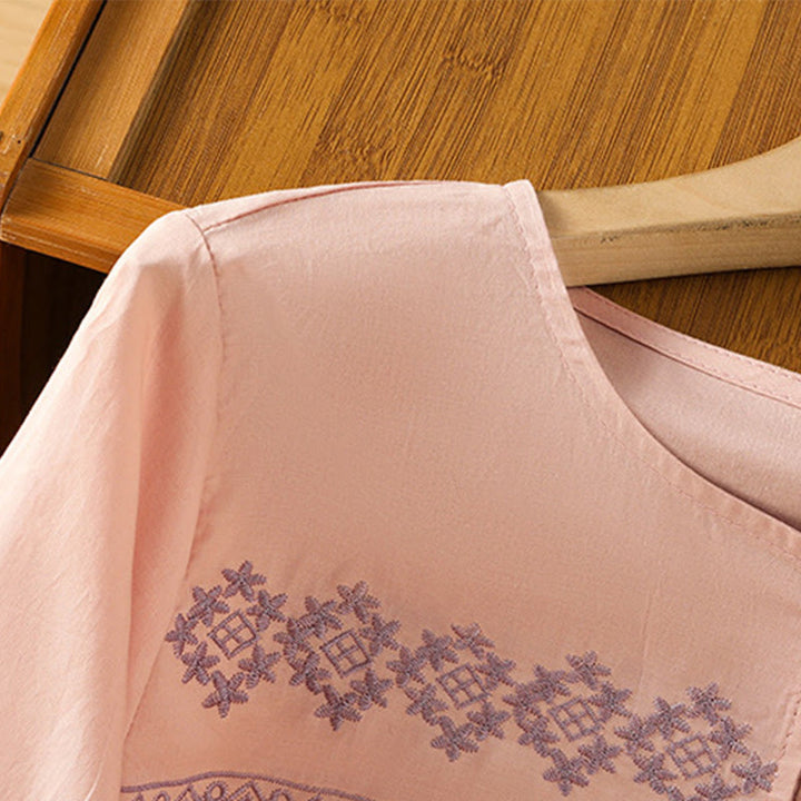 Buddha Stones Camicia da donna in cotone con maniche lunghe a lanterna, bottoni plissettati e ricamo - image 13