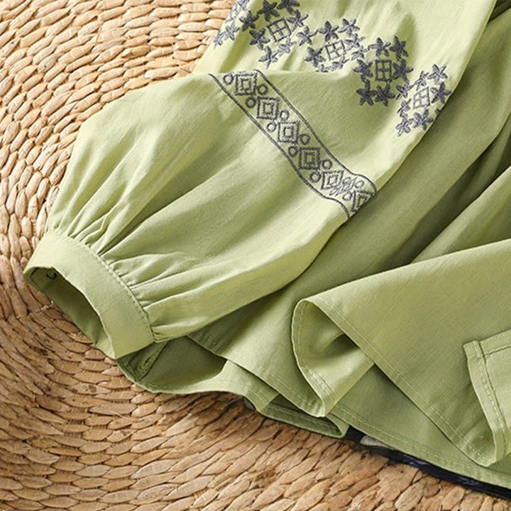 Buddha Stones Camicia da donna in cotone con maniche lunghe a lanterna, bottoni plissettati e ricamo - image 25