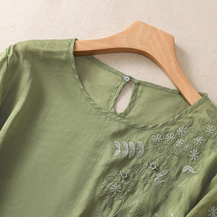 Maglietta da donna in cotone e lino con mezza manica, ricamo Buddha Stones, orlo floreale e spacco - image 3