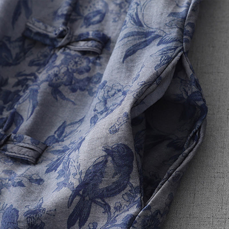 Abito midi in cotone con collo alla coreana, maniche corte, stampa di fiori e foglie, con bottoni a rana e Buddha Stones - image 4