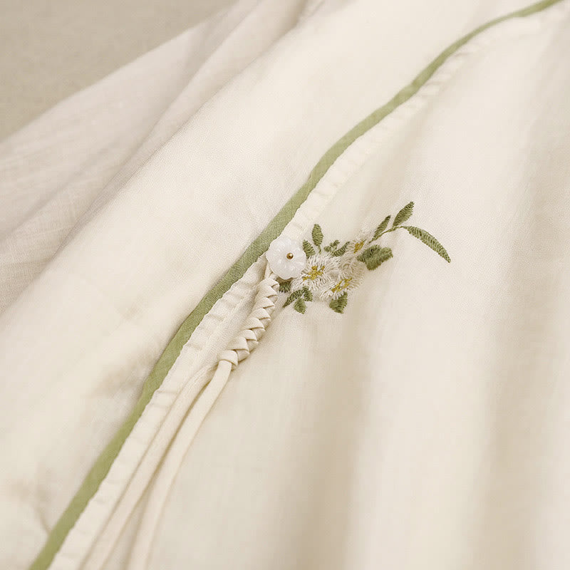 Buddha Stones Camicia da donna in cotone con maniche a tre quarti, girocollo, ricamo floreale beige e foglie verdi - image 4