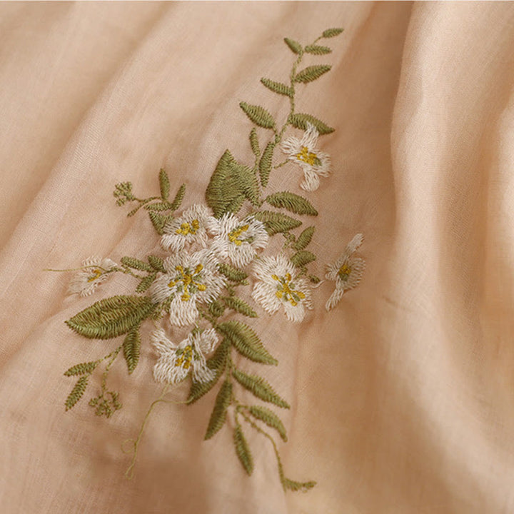 Buddha Stones Camicia da donna in cotone con maniche a tre quarti, girocollo, ricamo floreale beige e foglie verdi - image 15