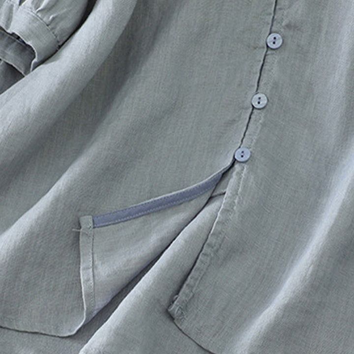 Camicia da donna a maniche corte con scollo a V e bottoni a tinta unita con motivo Buddha Stones. - image 24