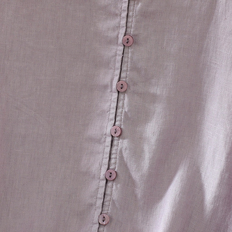 Camicia da donna a maniche corte con scollo a V e bottoni a tinta unita con motivo Buddha Stones. - image 28
