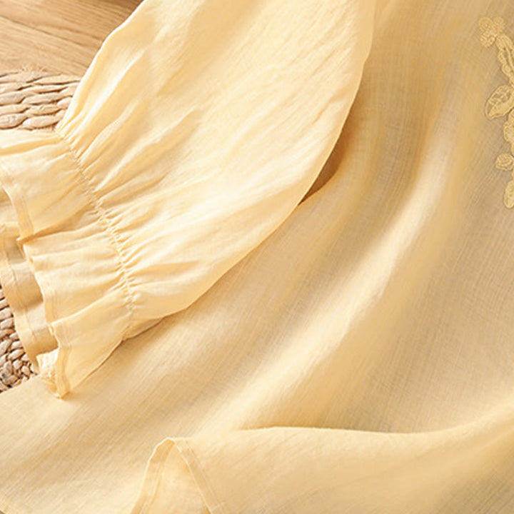 Buddha Stones Camicia da donna in cotone con maniche a tre quarti, scollo rotondo e bottoni ricamati a fiori - image 7