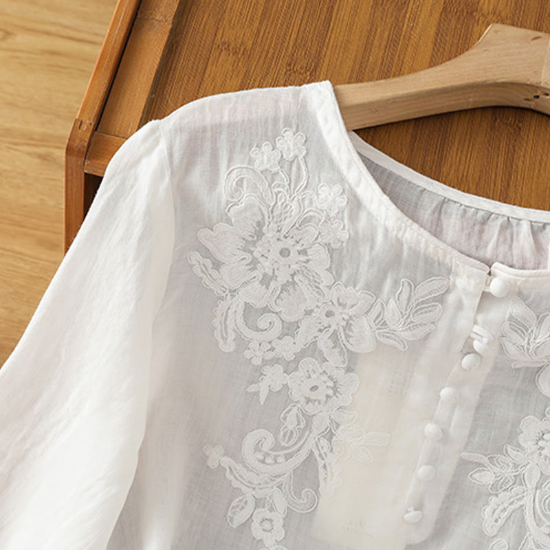 Camicia da donna con scollo rotondo e maniche a tre quarti, ricamata con fiori e viticci Buddha Stones. - image 13
