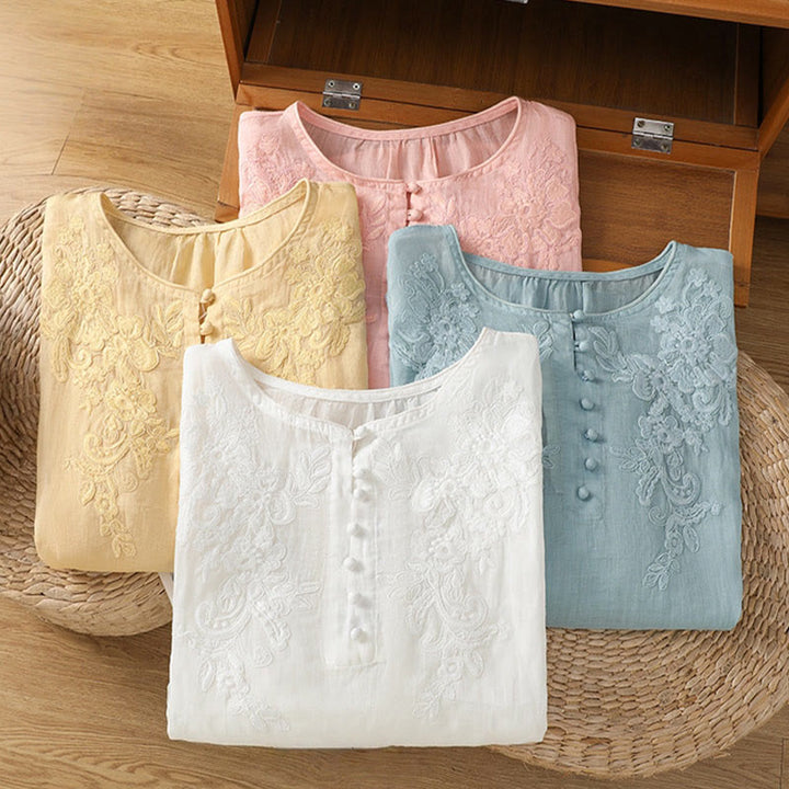 Buddha Stones Camicia da donna in cotone con maniche a tre quarti, scollo rotondo e bottoni ricamati a fiori - image 33