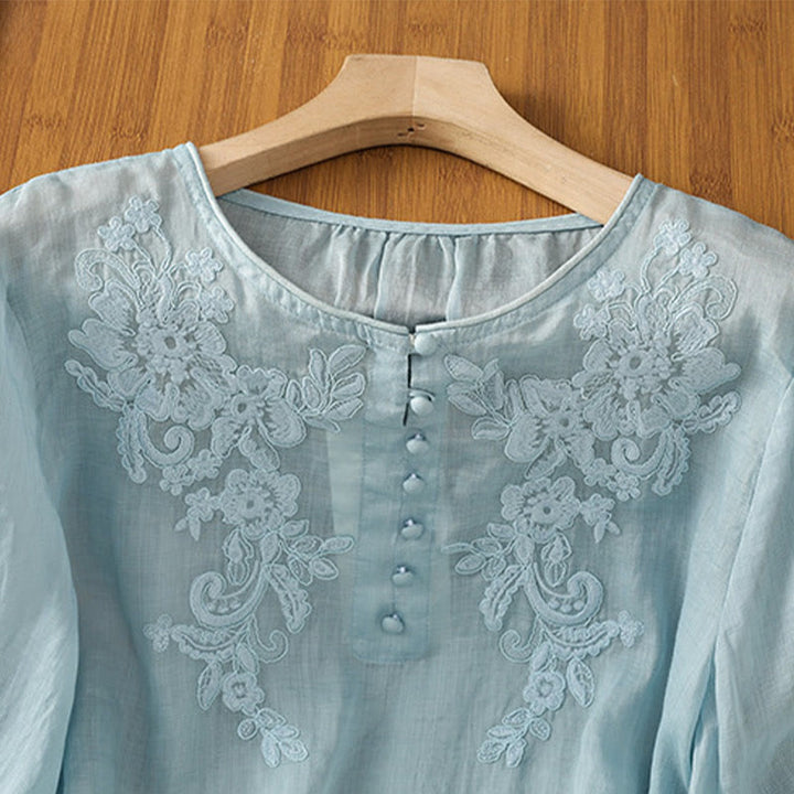 Camicia da donna con scollo rotondo e maniche a tre quarti, ricamata con fiori e viticci Buddha Stones. - image 27