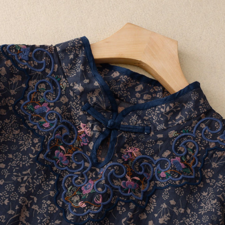 Abito midi cheongsam in lino e cotone con tasche, ricamo retrò con Buddha Stones e bottoni a rana - image 14