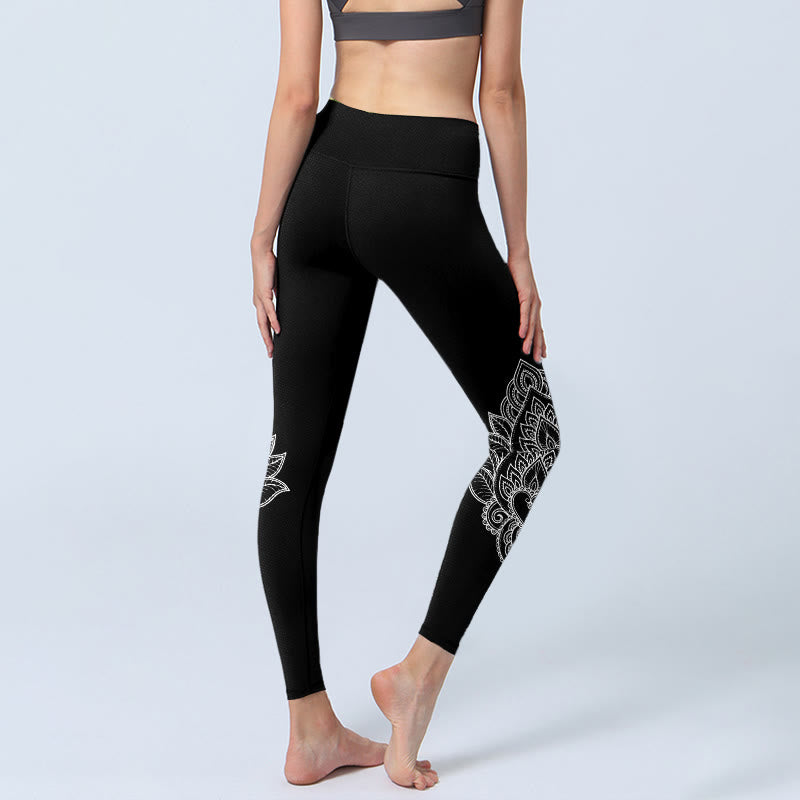 Buddha Stones Leggings da palestra con stampa di fiori e petali a forma di cuore, pantaloni da yoga da donna - image 4