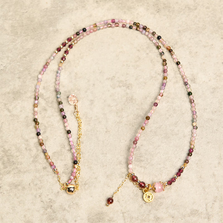 Bracciale della saggezza con moneta di tormalina colorata e perline irregolari da 2,5 mm Buddha Stones