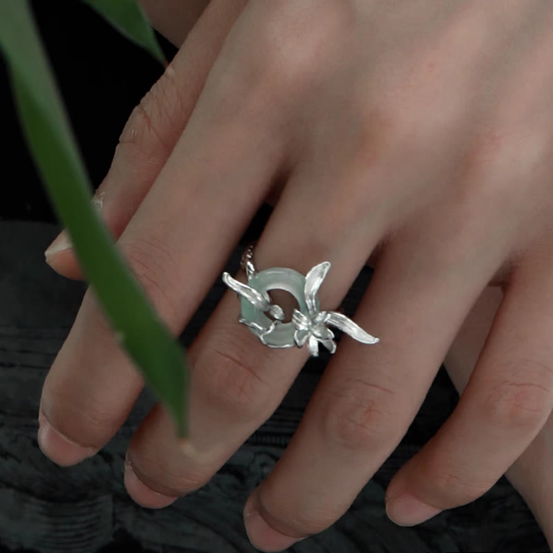 Anello di equilibrio in giada e quarzite con fibbia della pace in argento sterling 925 con design a forma di iride e Buddha Stones - image 2