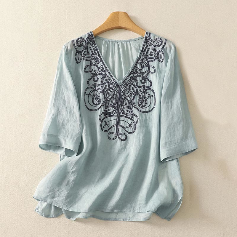 Maglietta casual da donna in cotone e lino con scollo a V e maniche corte, ricamata con Buddha Stones - Turchese pallido - US14, UK/AU18, EU46 (2XL) - image 7