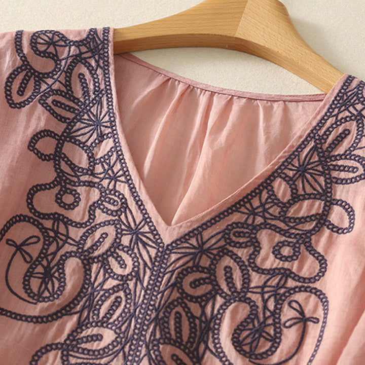 Maglietta casual da donna in cotone e lino con scollo a V e maniche corte, ricamata con Buddha Stones - image 14