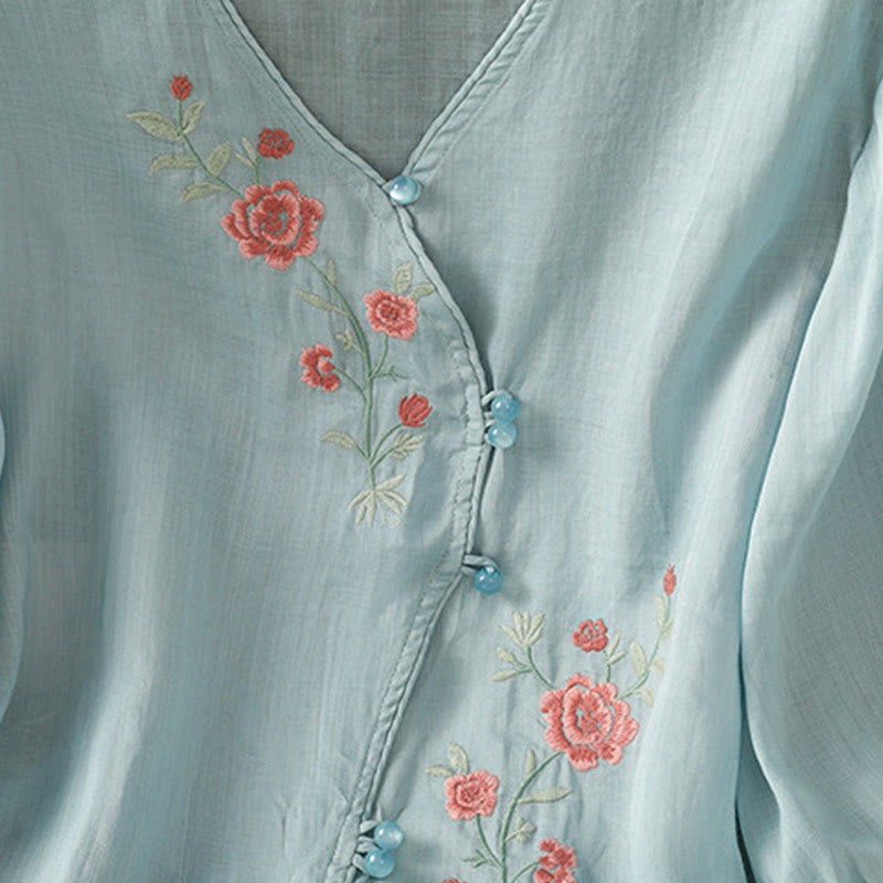 Maglietta da donna in cotone con scollo a V e fiori ricamati con Buddha Stones - image 6