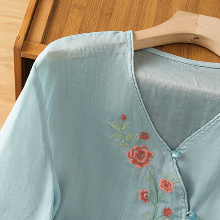 Maglietta da donna in cotone con scollo a V e fiori ricamati con Buddha Stones - image 6