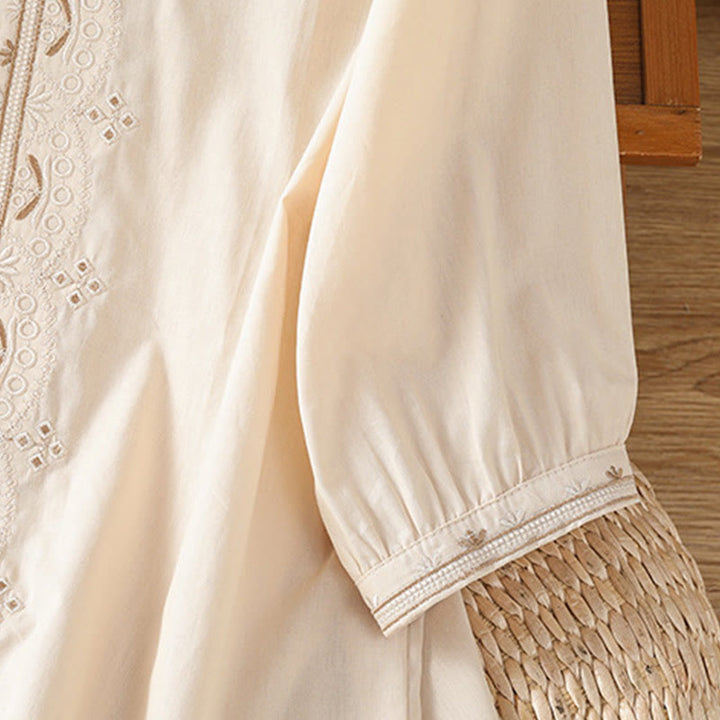 Maglietta da donna in cotone con scollo a V e ricamo simmetrico Buddha Stones - image 3