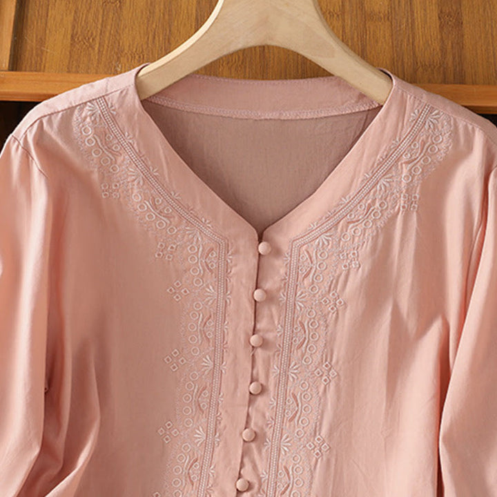 Maglietta da donna in cotone con scollo a V e ricamo simmetrico Buddha Stones - image 31