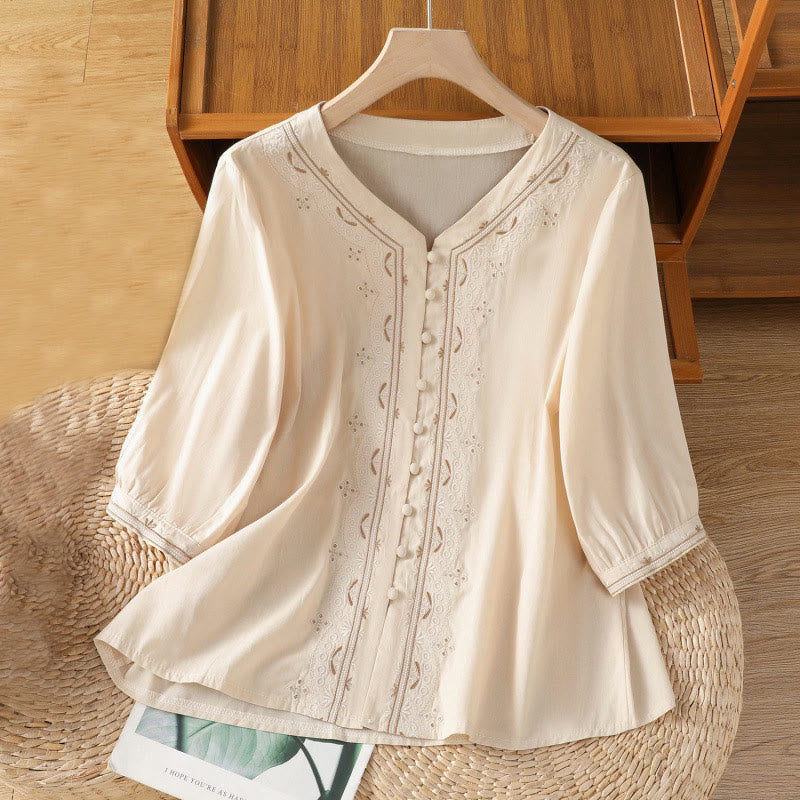Maglietta da donna in cotone con scollo a V e ricamo simmetrico Buddha Stones - OldLace - US12, UK/AU16, EU44 (2XL) - image 1