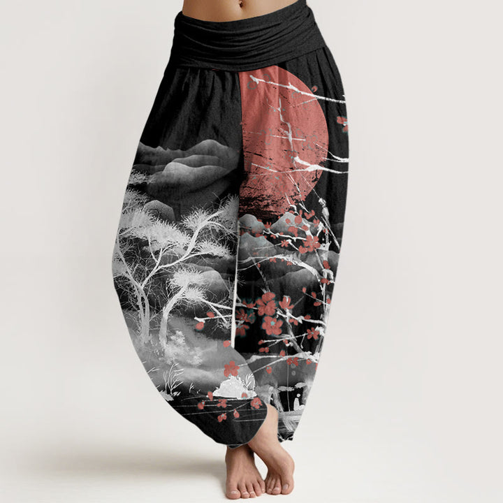 Pantaloni harem da donna con elastico in vita, modello Buddha Stones, in puro cotone, casual, con motivo a fiori di prugna rossi e montagne.