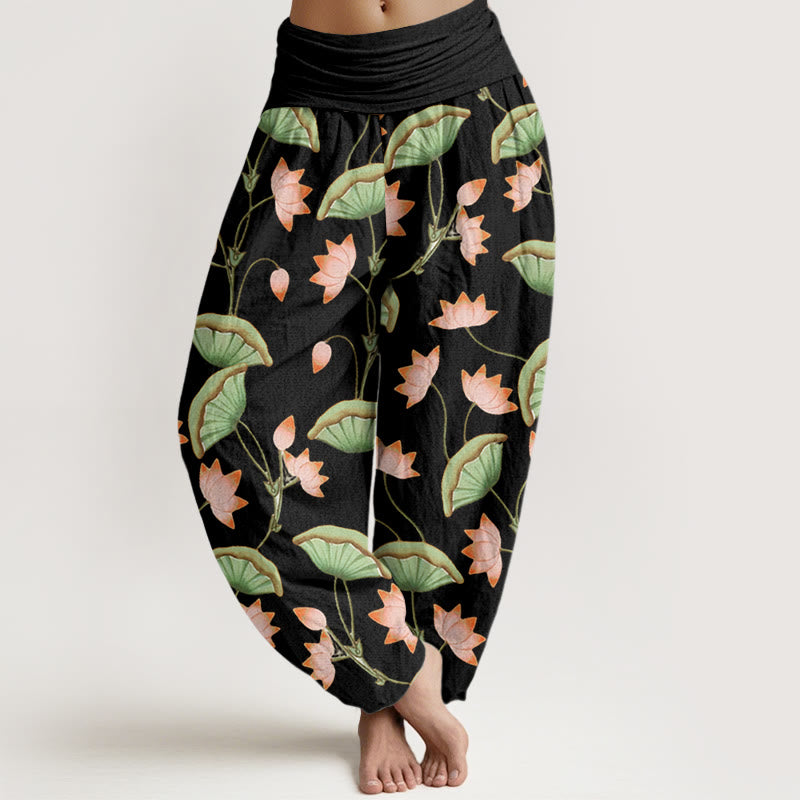 Pantaloni harem da donna con elastico in vita, motivo Buddha Stones, fiori di loto rosa e foglie verdi lussureggianti - Nero - US22, UK/AU26, EU54 (6XL) - image 4