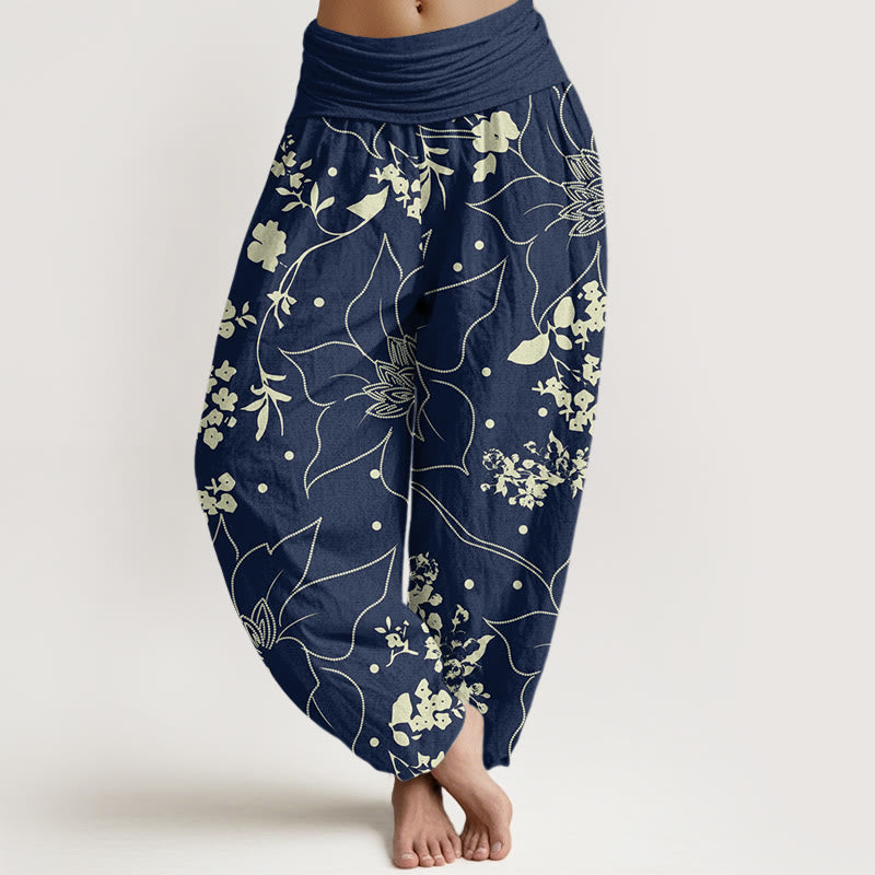 Pantaloni harem da donna con elastico in vita, motivo a fiori di grandi petali beige con Buddha Stones - SteelBlue - US22, UK/AU26, EU54 (6XL) - image 1