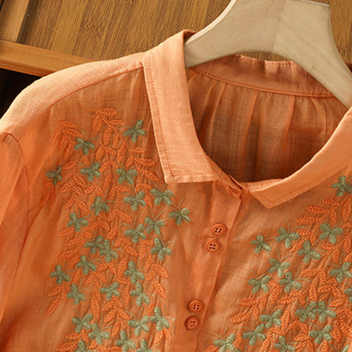 Camicia da donna a mezza manica in cotone con bottoni e ricamo a foglie Buddha Stones