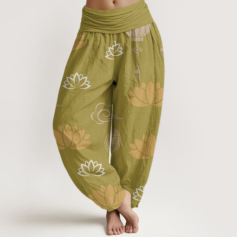 Pantaloni harem da donna con motivo a nuvole, lanterne, fiori di loto e pietre Buddha Stones - Verga d'oro - US22, UK/AU26, EU54 (6XL) - image 0