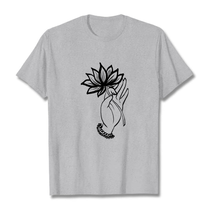 Maglietta casual in cotone con motivo a fiori di loto e mano che regge Buddha Stones - Grigio chiaro - 2XL - image 20