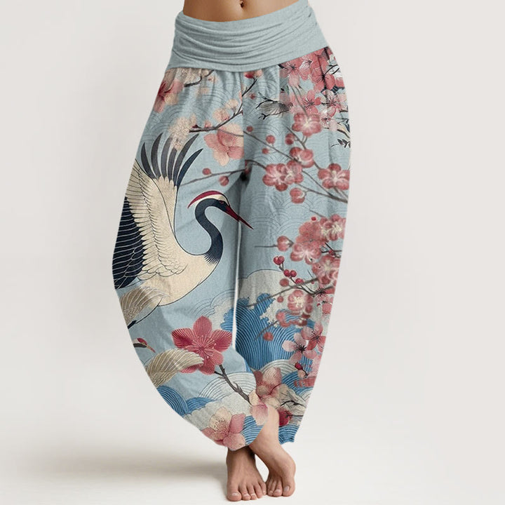 Pantaloni harem da donna con elastico in vita, modello casual con motivo a gru e fiori di ciliegio Buddha Stones - Cielo blu - US22, UK/AU26, EU54 (6XL) - image 5