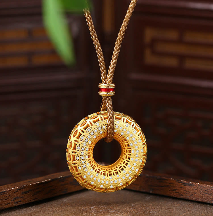 Collana pendente di buon auspicio in rame con fibbia della pace e motivo a moneta di rame Buddha Stones - Rame placcato oro 24K e corda - image 1
