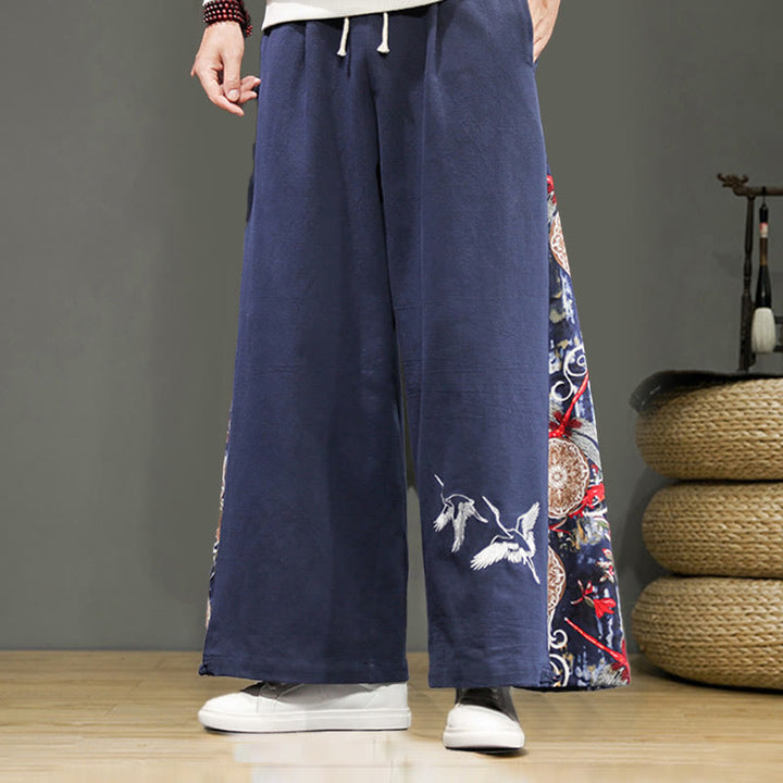 Pantaloni da uomo in cotone e lino con coulisse, gamba larga, tasche e ricamo di gru Buddha Stones - SteelBlue - US/UK/AU46, EU56 (5XL) - image 0