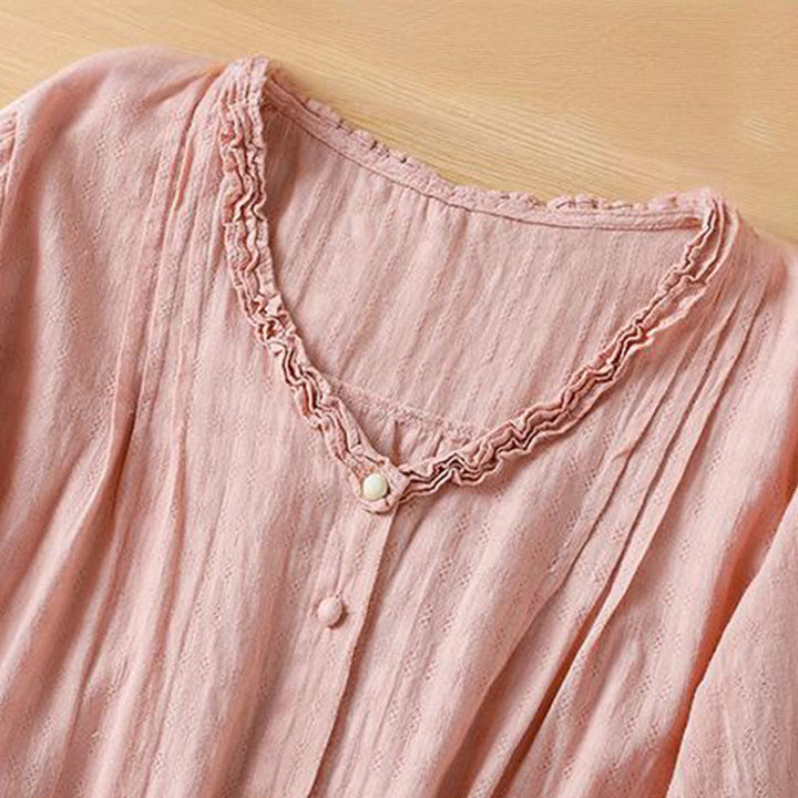 Camicia da donna a maniche corte con scollo a V, motivo jacquard plissettato e volant Buddha Stones - image 21