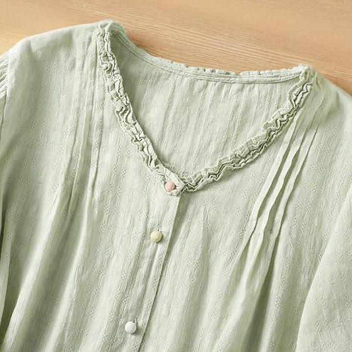 Camicia da donna a maniche corte con scollo a V, motivo jacquard plissettato e volant Buddha Stones - image 3