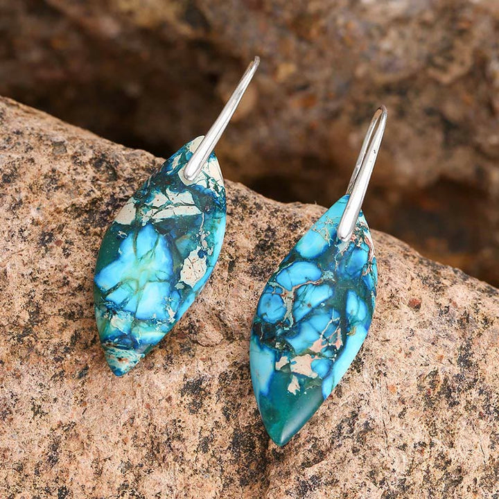 Orecchini della felicità a forma di foglia con goccia d'acqua in pietra naturale dell'imperatore Buddha Stones - image 6