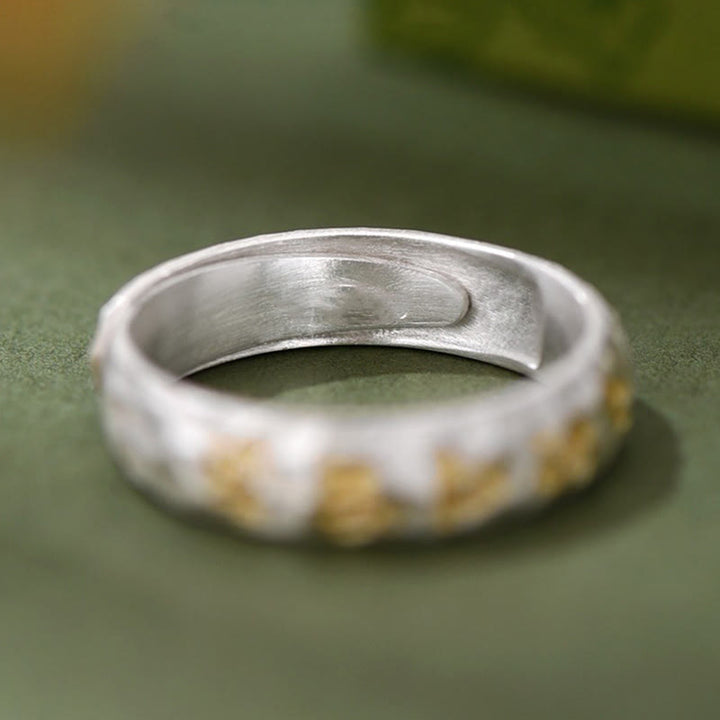 Anello della ricchezza in argento placcato rame con motivo a martello Buddha Stones Om Mani Padme Hum - image 4