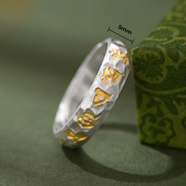 Anello dell'equilibrio Om Mani Padme Hum con motivo a martello in argento sterling 999 Buddha Stones - image 9