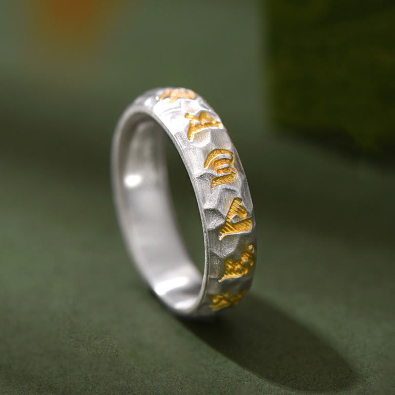 Anello dell'equilibrio Om Mani Padme Hum con motivo a martello in argento sterling 999 Buddha Stones - Argento (5 mm) - image 0