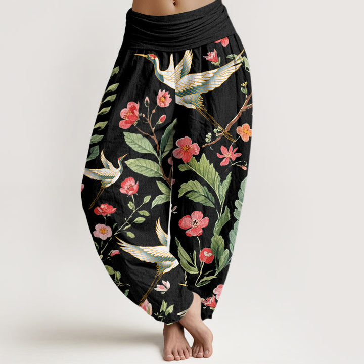 Pantaloni harem da donna con elastico in vita, motivo gru, motivo fiori rossi casual Buddha Stones - Nero - US22, UK/AU26, EU54 (6XL) - image 1
